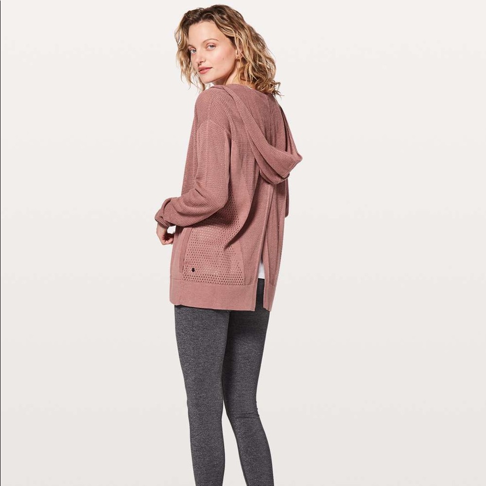 Lululemon Still Movement Wrap